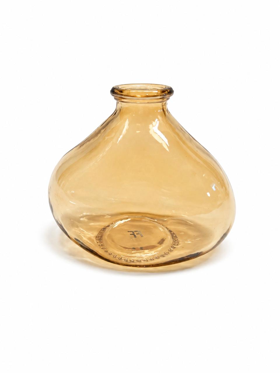 Gold wonki vase