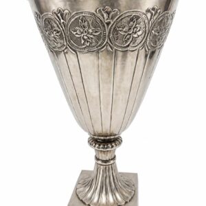 Silver trophy urn L