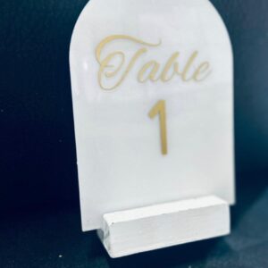 White arched gold font table number
