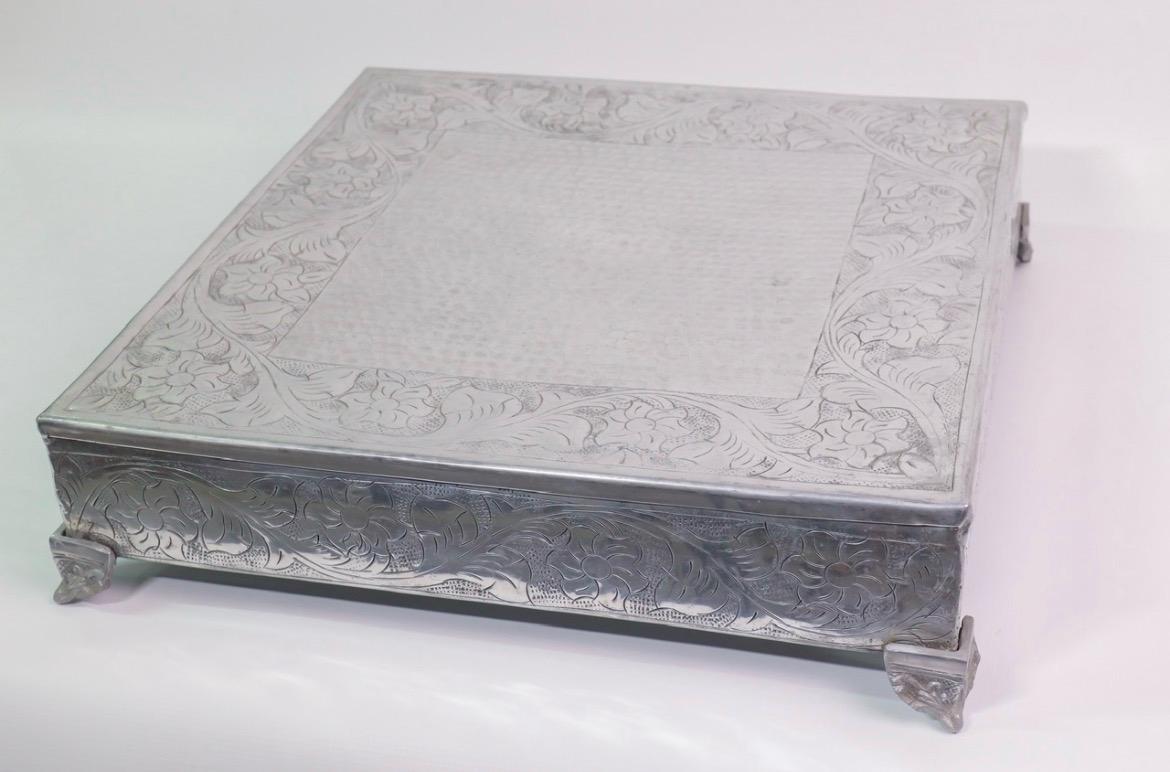 Silver embossed cake stand square