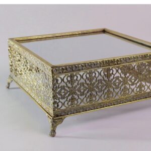Gold embossed cake stand