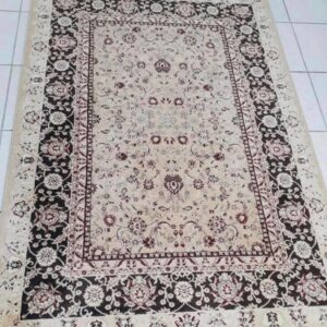 Beige and brown carpet