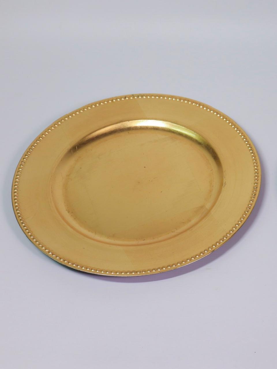 Gold dotted underplate