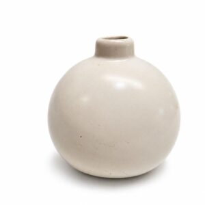 White earbud vase S