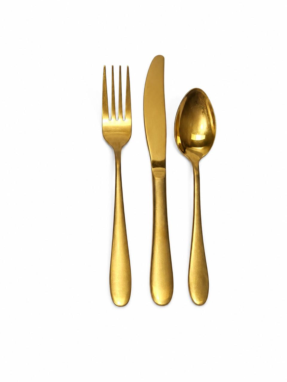 Gold cutlery set